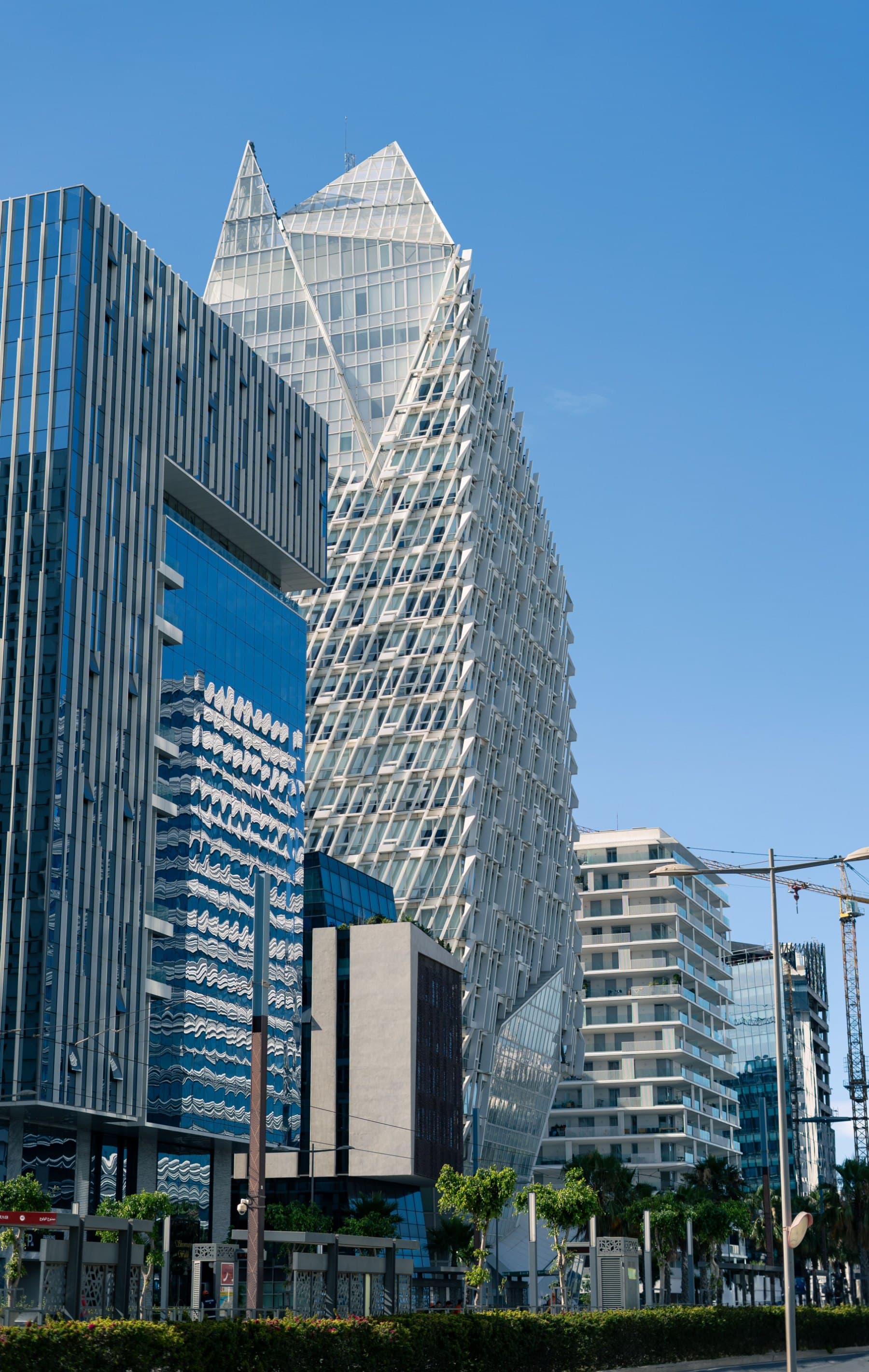 Architecture hôtelière contemporaine en milieu urbain